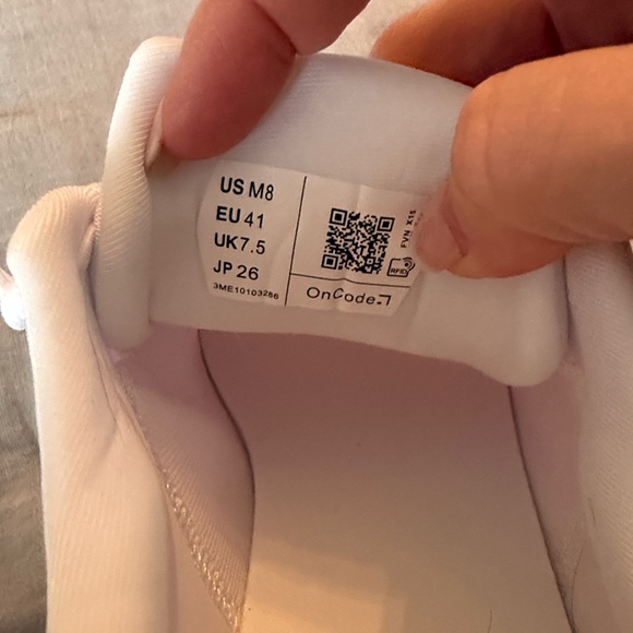 On Running sized for men 8 Light Pink Cloud Sneakers - Picture 3 of 7